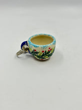 Load image into Gallery viewer, Cup Keychain