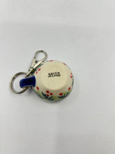 Load image into Gallery viewer, Cup Keychain