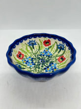 Load image into Gallery viewer, Scalloped Bowl - A922 - A1