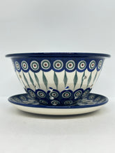Load image into Gallery viewer, Berry Bowl w/ Saucer ~ 8W ~ 0054X - T3!