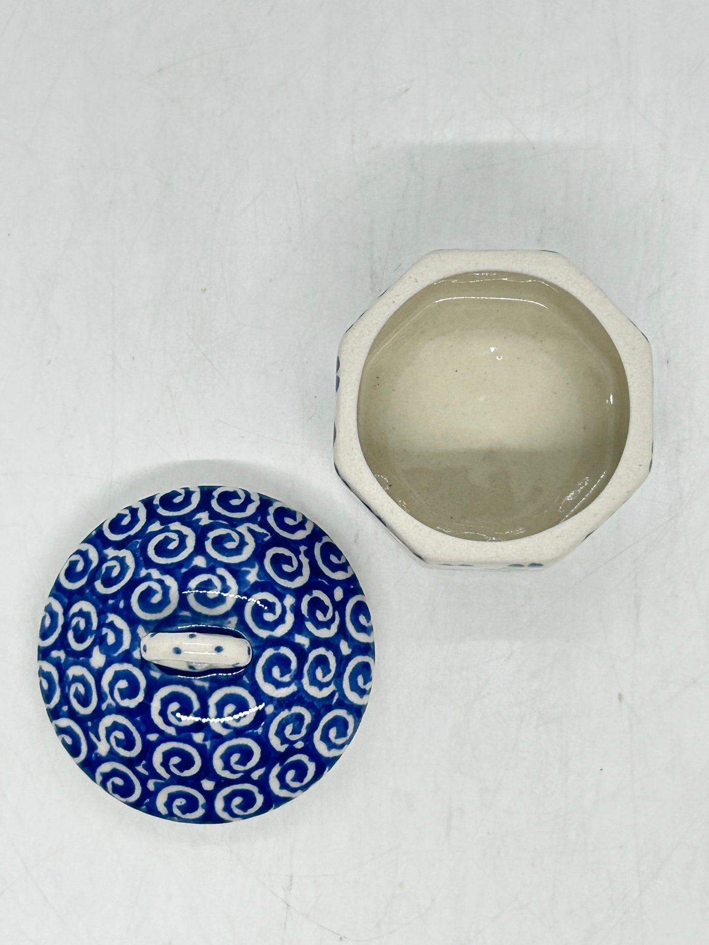 Mini Pretzel Box ~ Small - 1490 - T3!