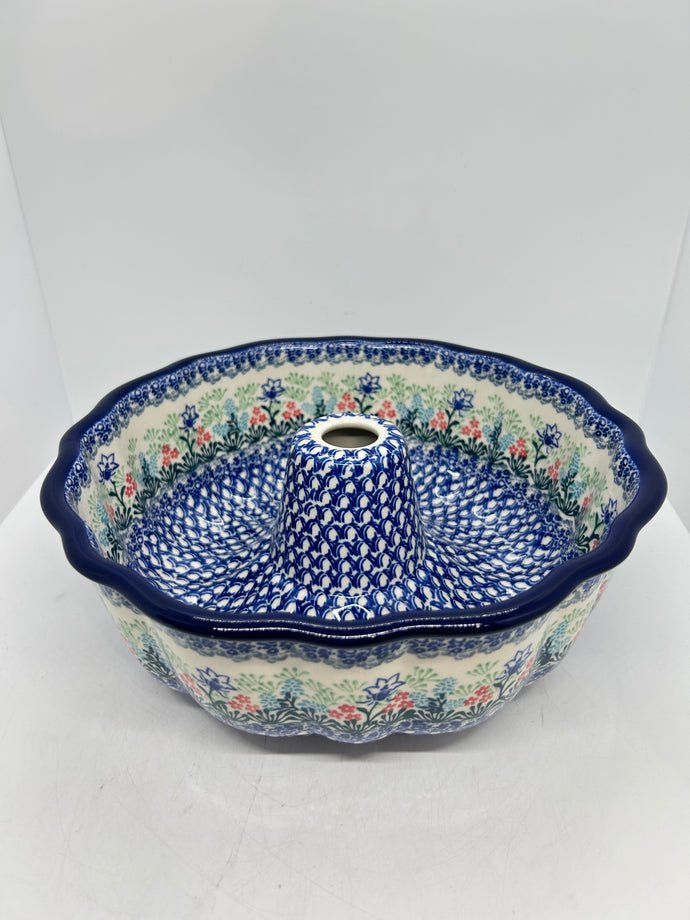 Baker ~ Bundt Pan ~ 2913X ~ T4!