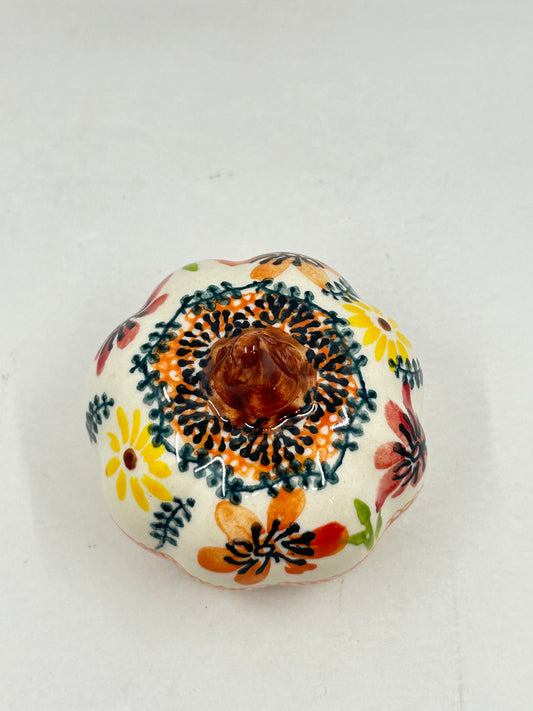 Pumpkin Figurine - C1-383