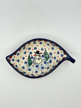 Load image into Gallery viewer, Leaf Bowl  ~ 6&quot; L - U4661 - U3!