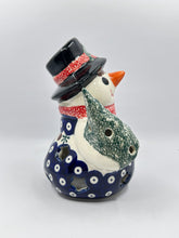 Load image into Gallery viewer, A130 Small Snowman - D24