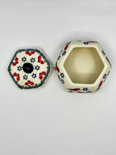 Load image into Gallery viewer, Jewelry Box - GILE