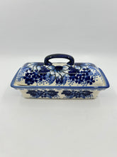 Load image into Gallery viewer, A108 - Butter Dish  - D118