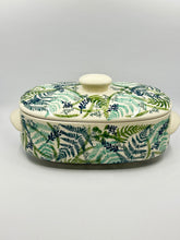 Load image into Gallery viewer, Oval Covered Baker ~ GZ39