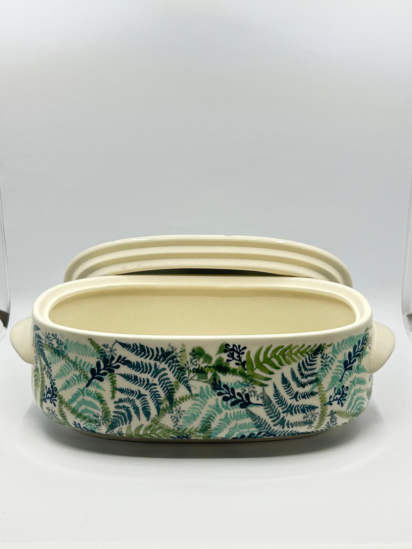 Oval Covered Baker ~ GZ39