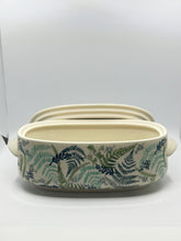 Load image into Gallery viewer, Second Quality Oval Covered Baker ~ GZ39