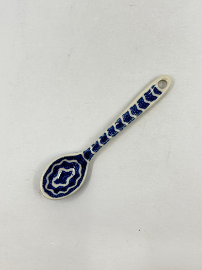 Spoon ~ Small ~ 5.25 inch ~ 2957 - T4*