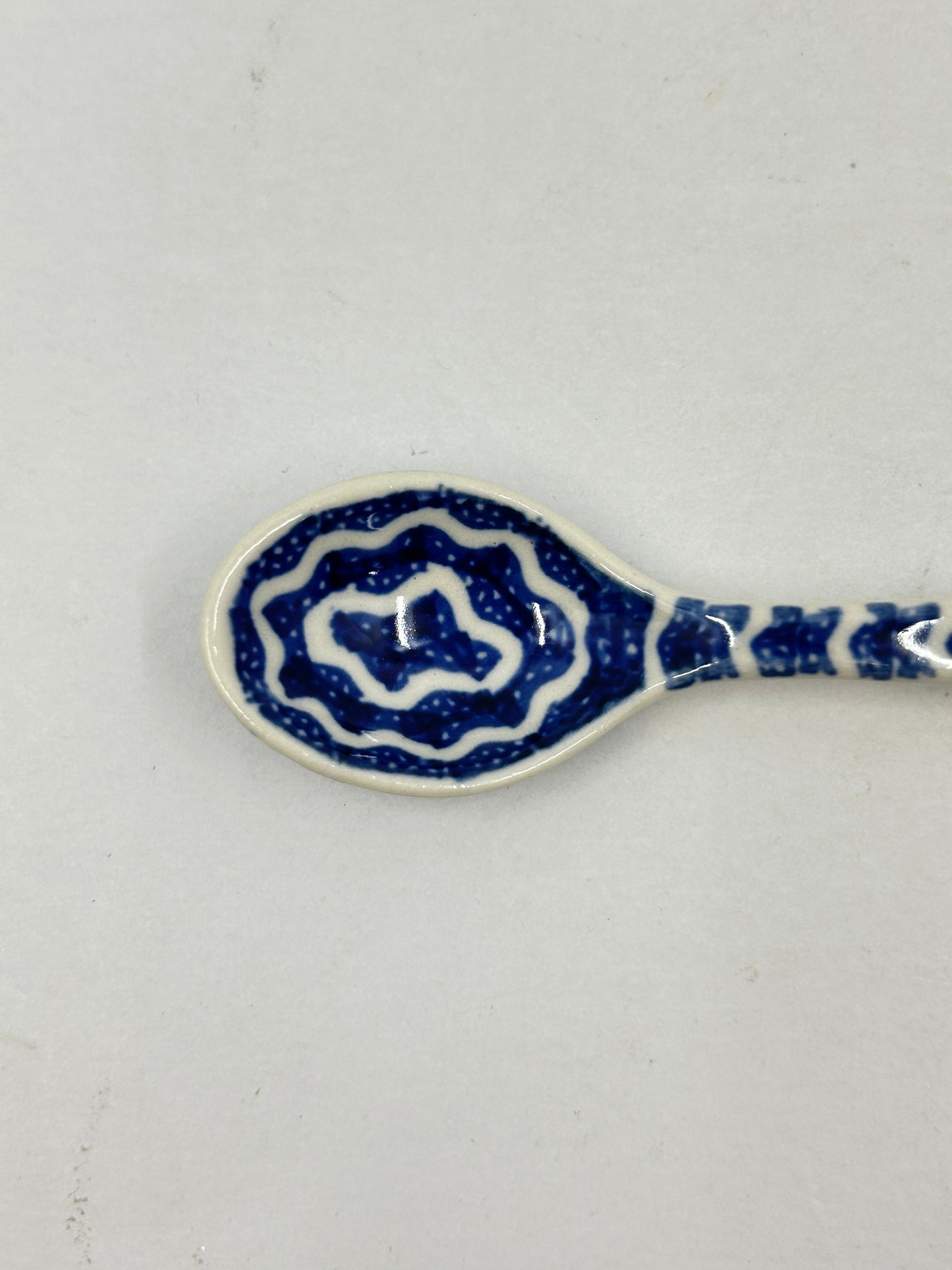 Spoon ~ Small ~ 5.25 inch ~ 2957 - T4*