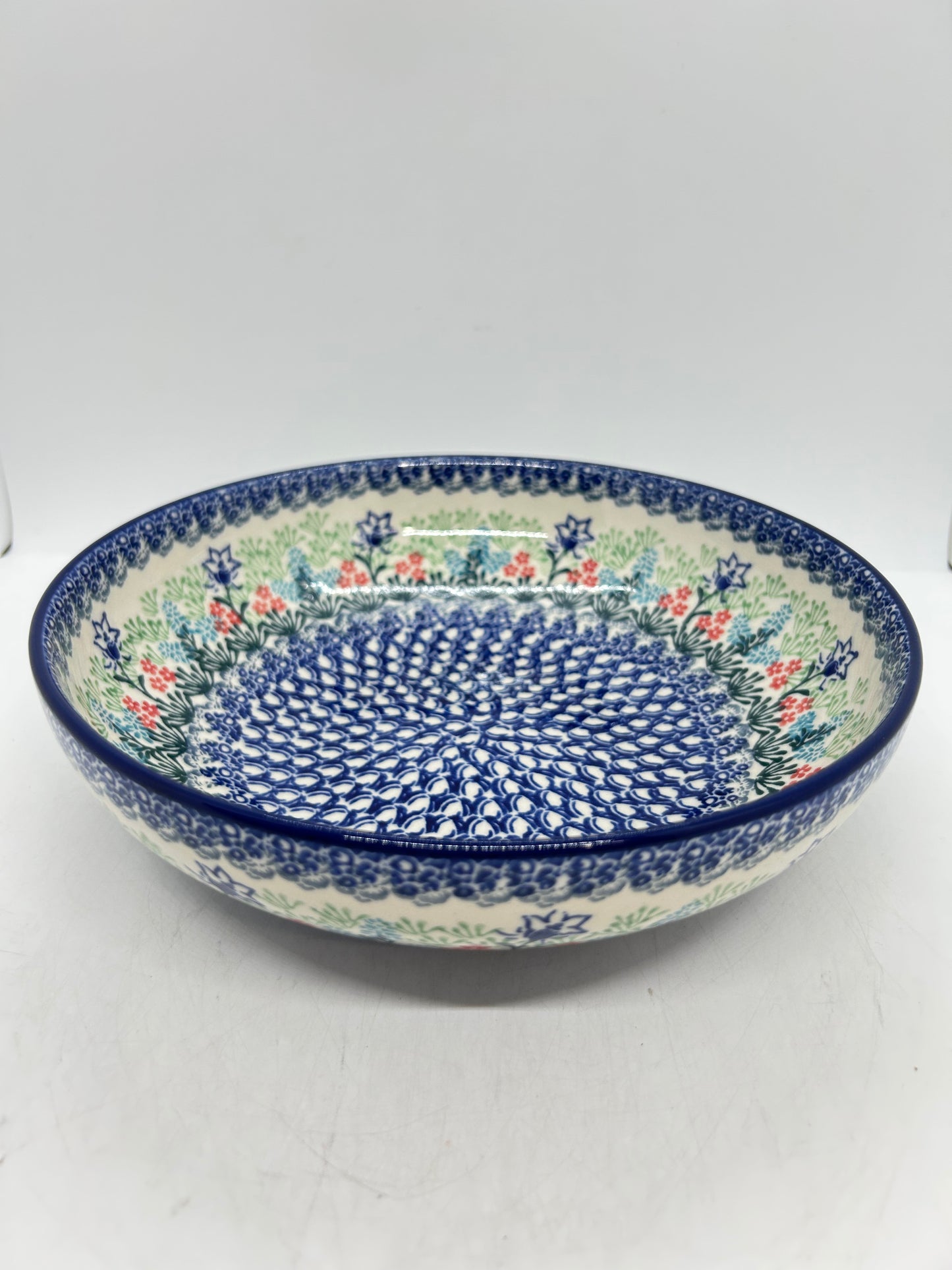 Bowl ~ Serving ~ 9 inch ~ 2913X - T4!