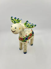 Load image into Gallery viewer, ZW31 7&quot; Moose Figurine - P-W2