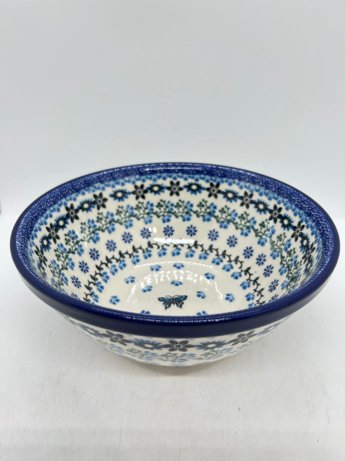 Bowl ~ Nesting ~ 7.75 W ~ 1939X - T1!