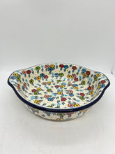 Load image into Gallery viewer, 141 Baker ~ Round w/ Handles ~ 8 inch ~ U4884 ~ U3!