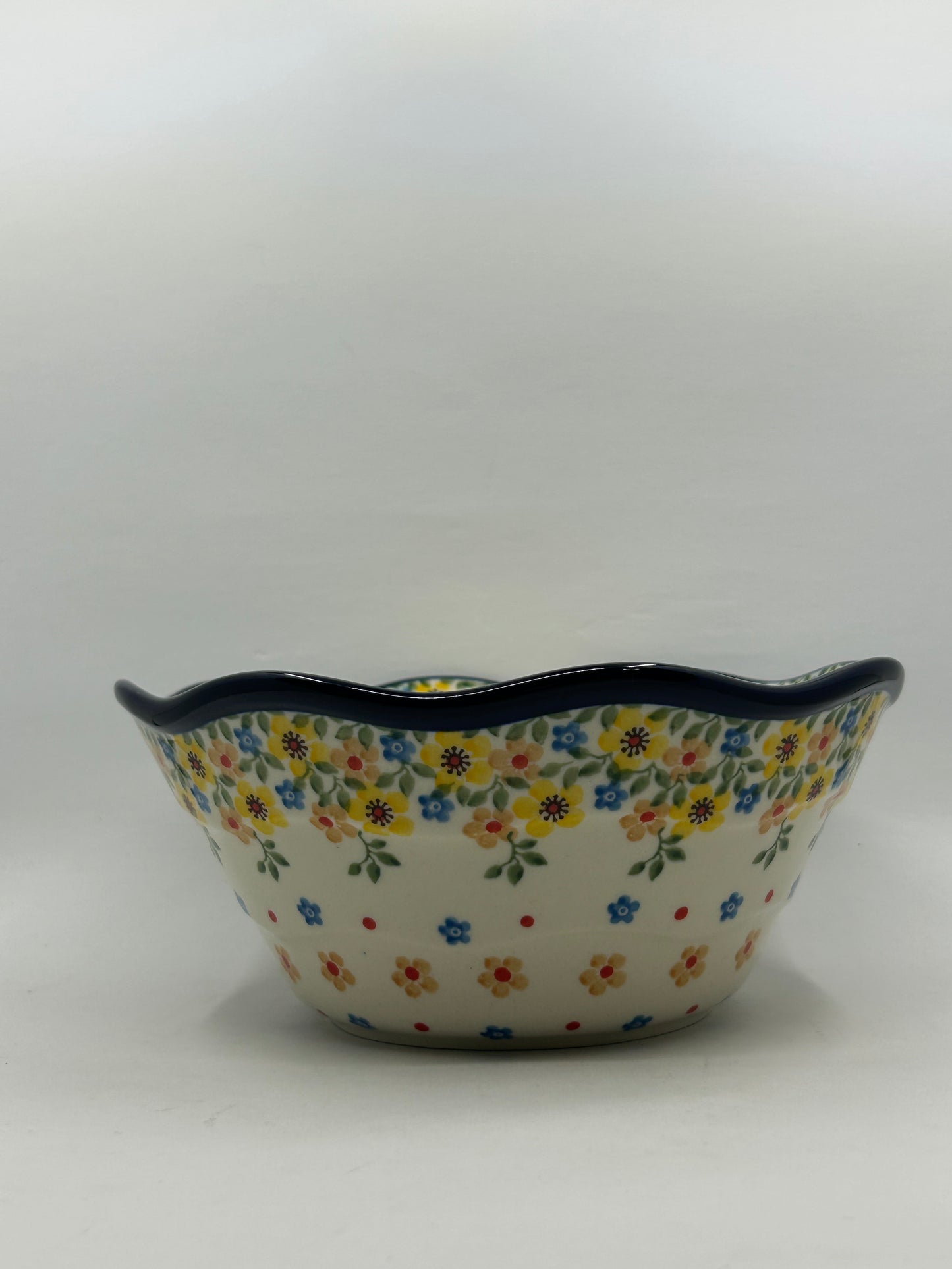 Bowl ~ Wavy Edge ~ Small ~ 8 inch ~ 2225X ~ T3*