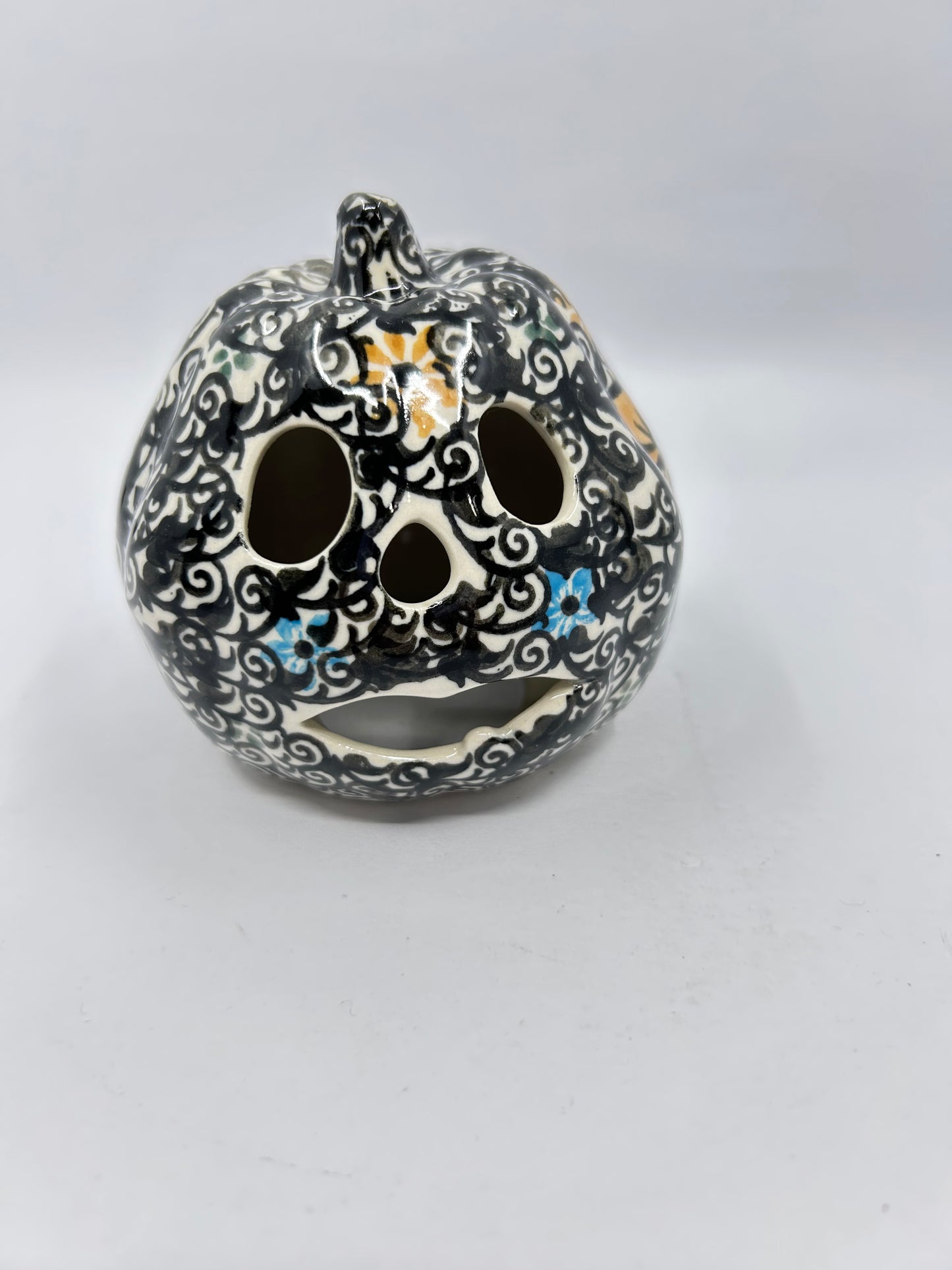 A445 Small Pumpkin - D66
