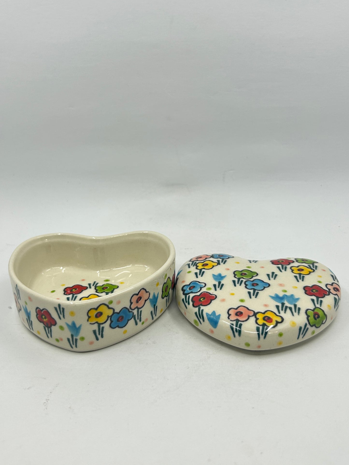 Heart Shaped Container ~ 4" ~ U4884 - U3*