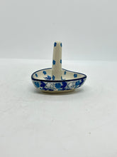 Load image into Gallery viewer, Ring Holder ~ 2222X ~ T4!