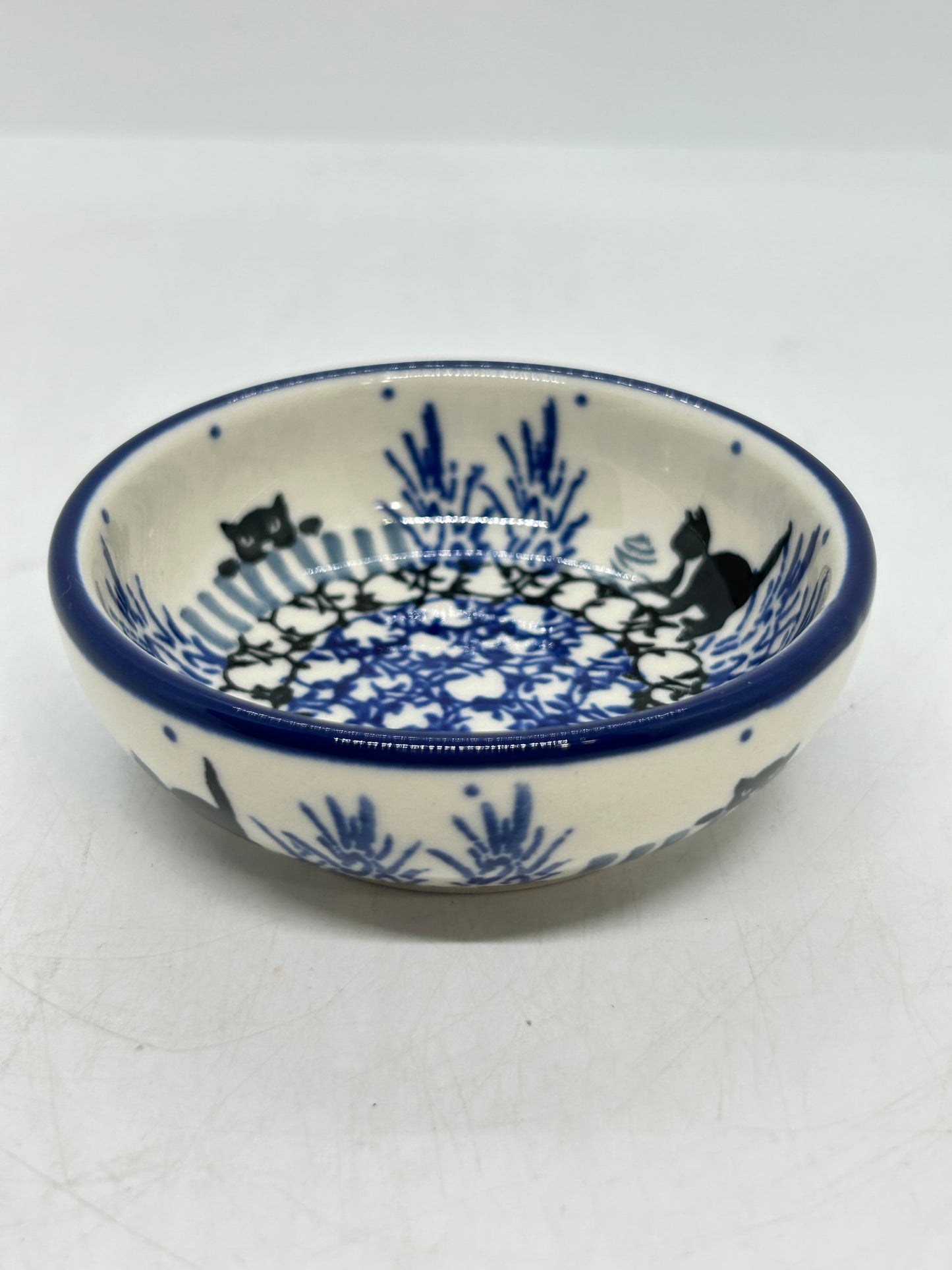 B88 ~ Bowl ~ 3~1/2" ~ 2827X - T4*