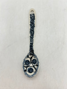 592 ~ Spoon ~ Small ~ 5.25"  ~ 2147 - T3!