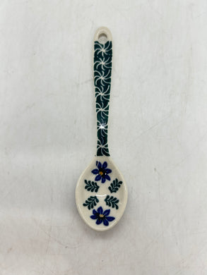 592 ~ Spoon ~ Small ~ 5.25
