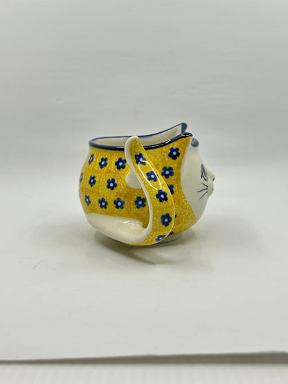 H16 Cat Cup & Saucer ~ 242X - T3*