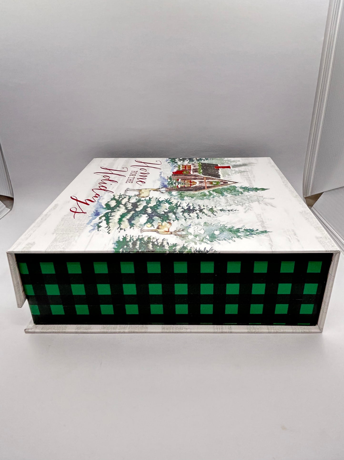 Home For The Holidays - Gift Box