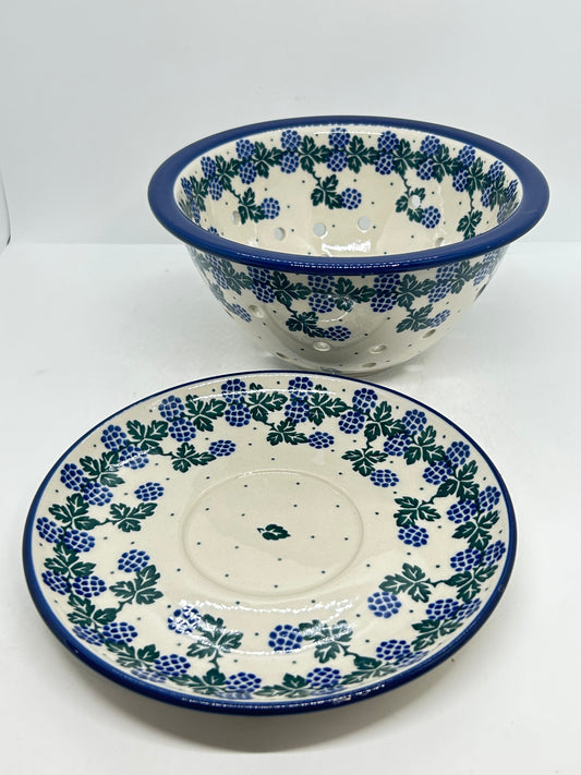 Berry Bowl w/ Saucer ~ 8W ~ 0850X- T1!