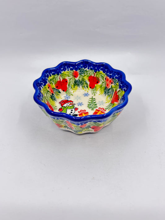 Fluted Bowl - U1148