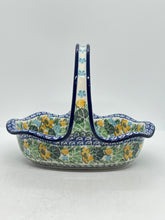 Load image into Gallery viewer, Basket with Handle ~ U5106 ~ U3!