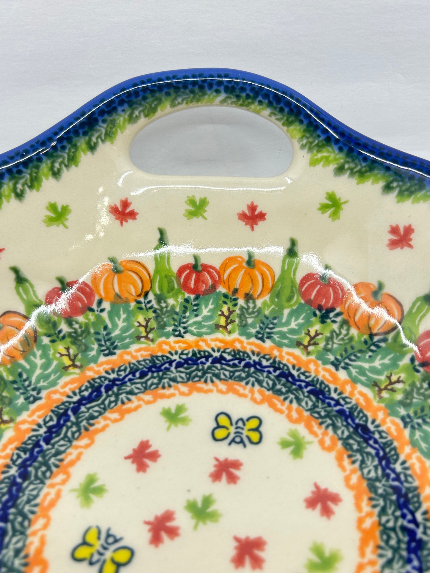 Medium Bowl with Handles - U-H3