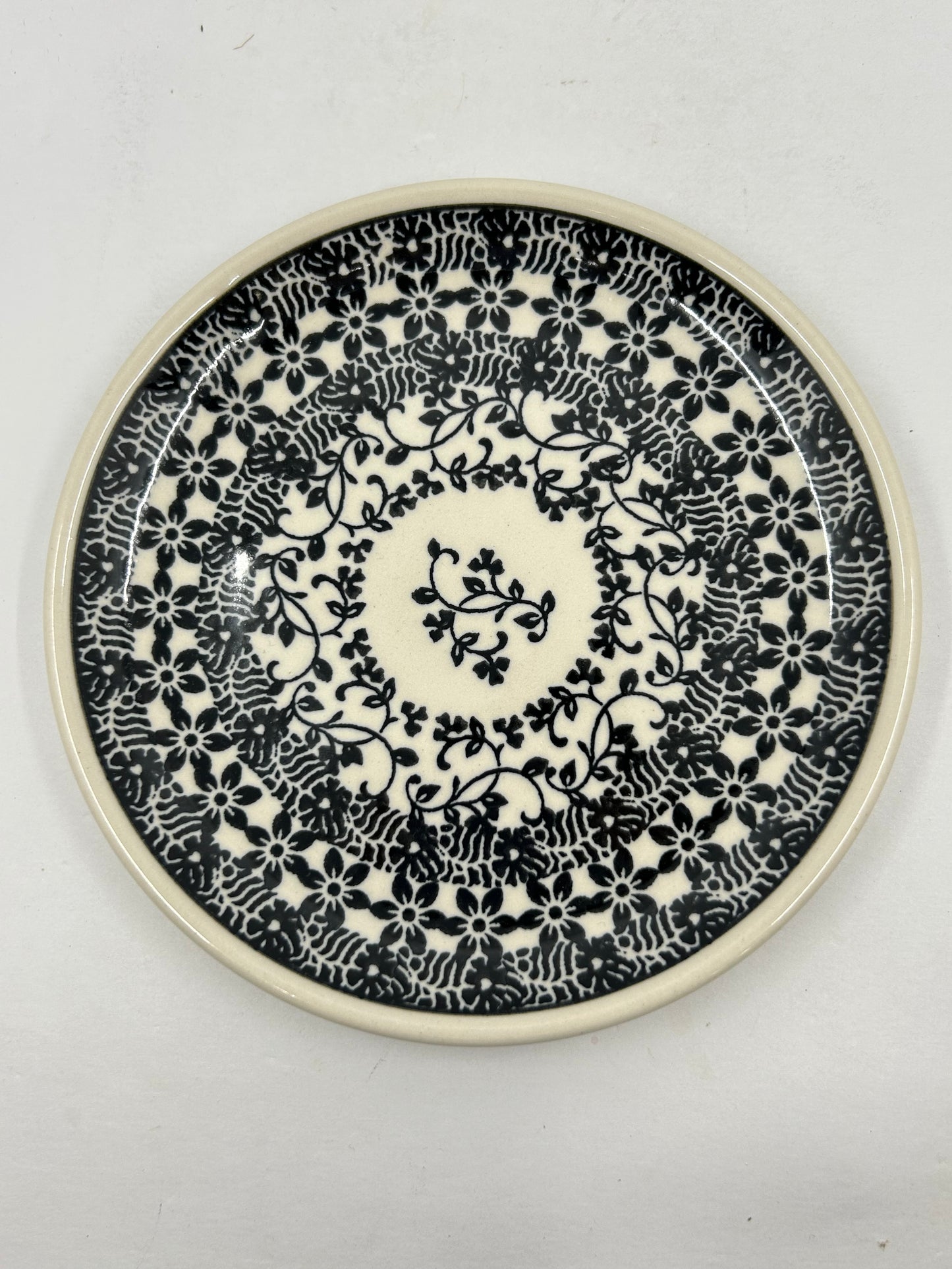 261 ~ Plate ~ Bread & Butter ~ 6.25" ~ 2316 ~ T1*