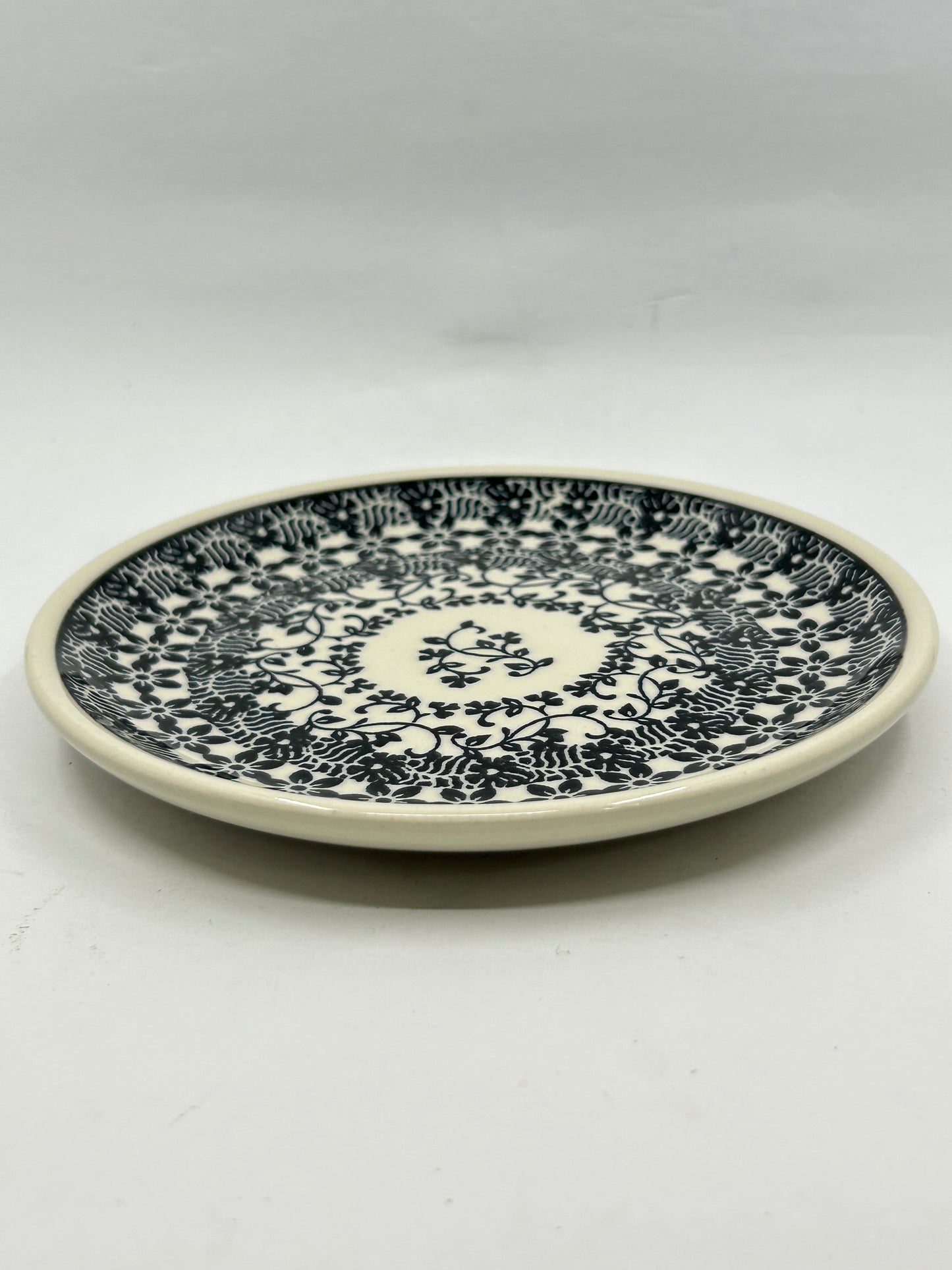 261 ~ Plate ~ Bread & Butter ~ 6.25" ~ 2316 ~ T1*