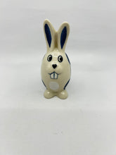 Load image into Gallery viewer, Figurine ~ Rabbit ~ 3.75 inches ~ 0054A ~ T4*