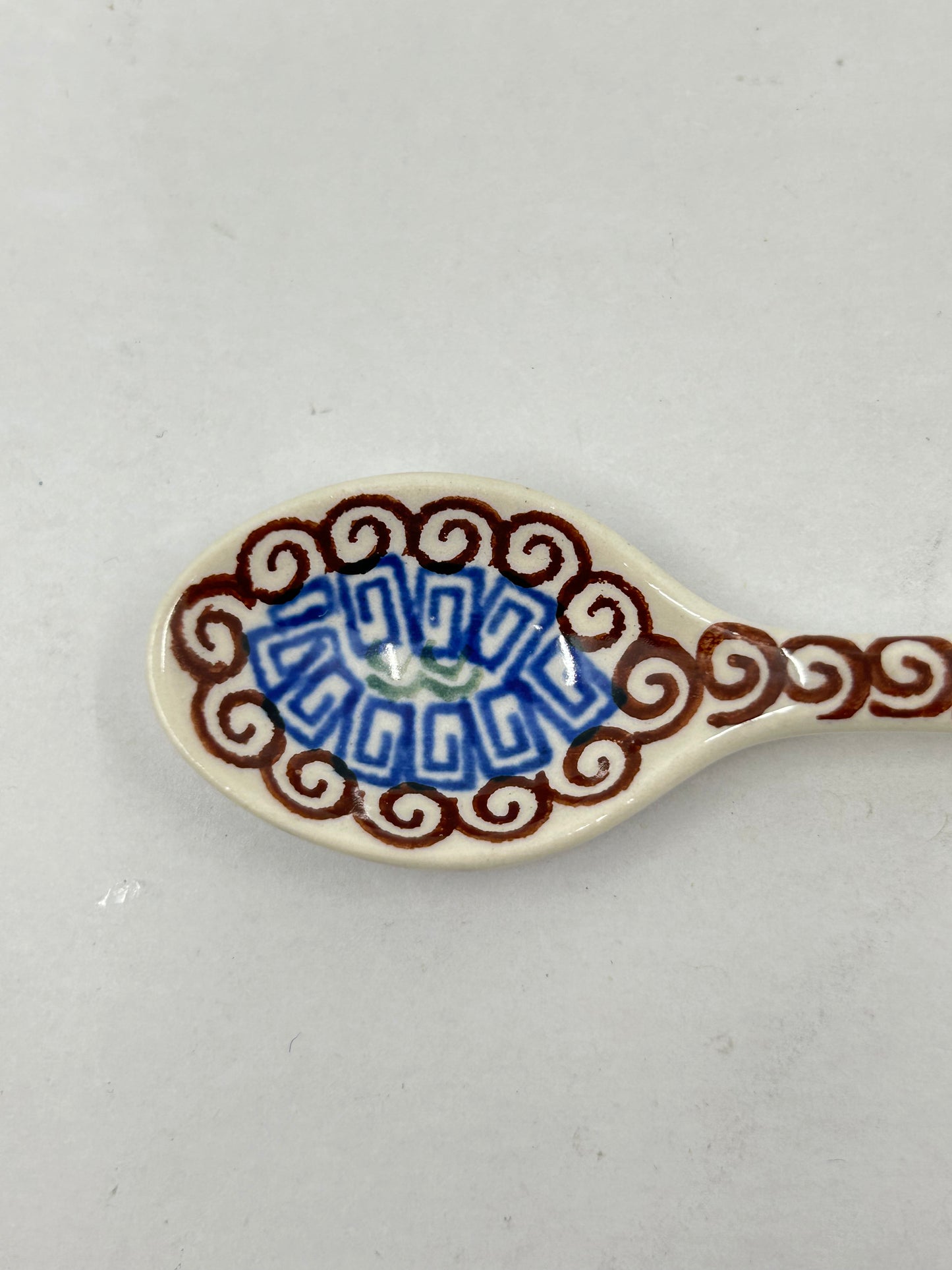 592 ~ Spoon ~ Small ~ 5.25"  ~ 0050 - T3*