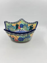 Load image into Gallery viewer, Bowl ~ Star Shaped ~ 7.25w ~ U2738 ~ U4*