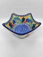 Load image into Gallery viewer, Bowl ~ Star Shaped ~ 7.25w ~ U2738 ~ U4*