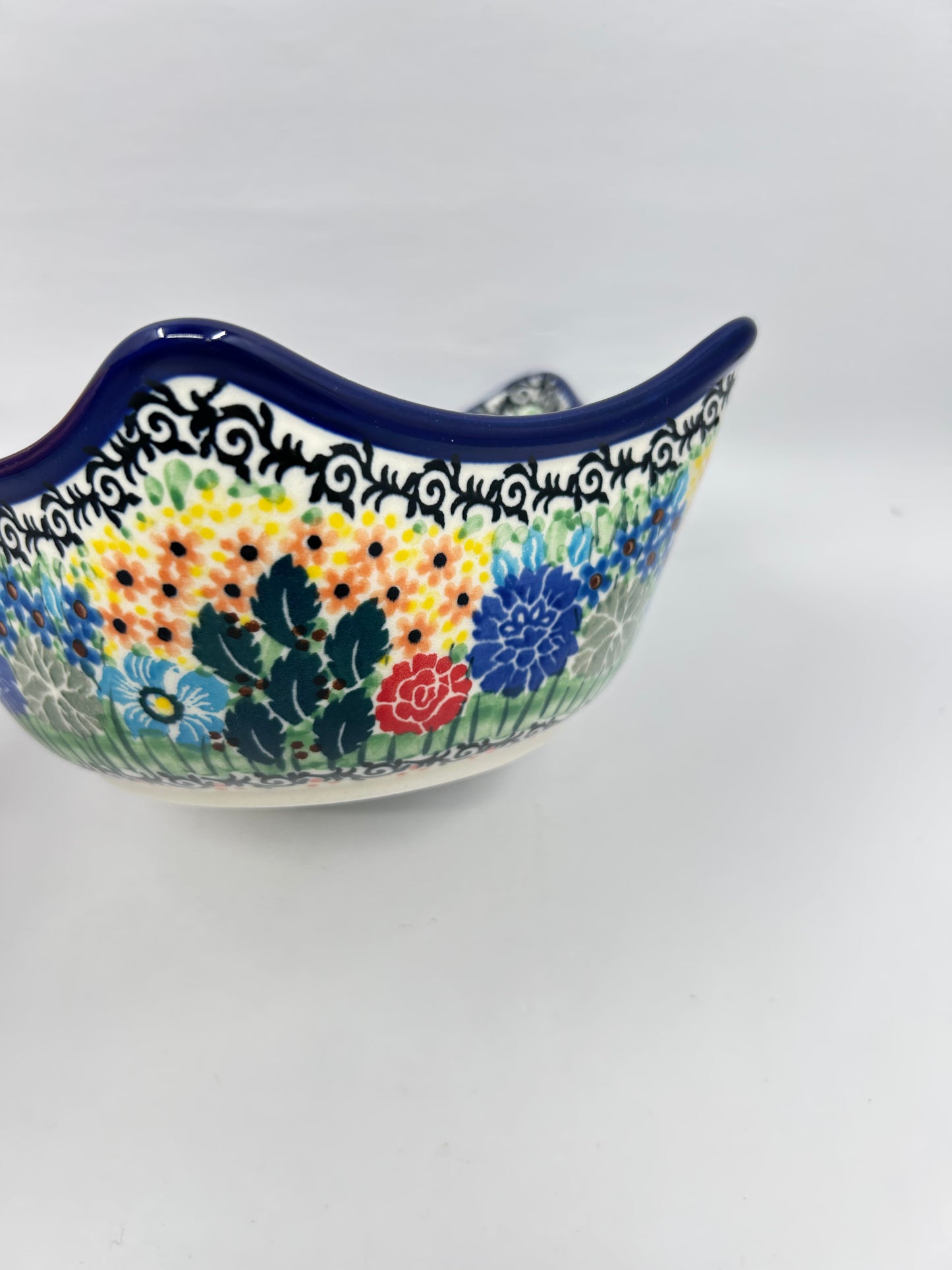 Bowl ~ Star Shaped ~ 7.25w ~ U2738 ~ U4*