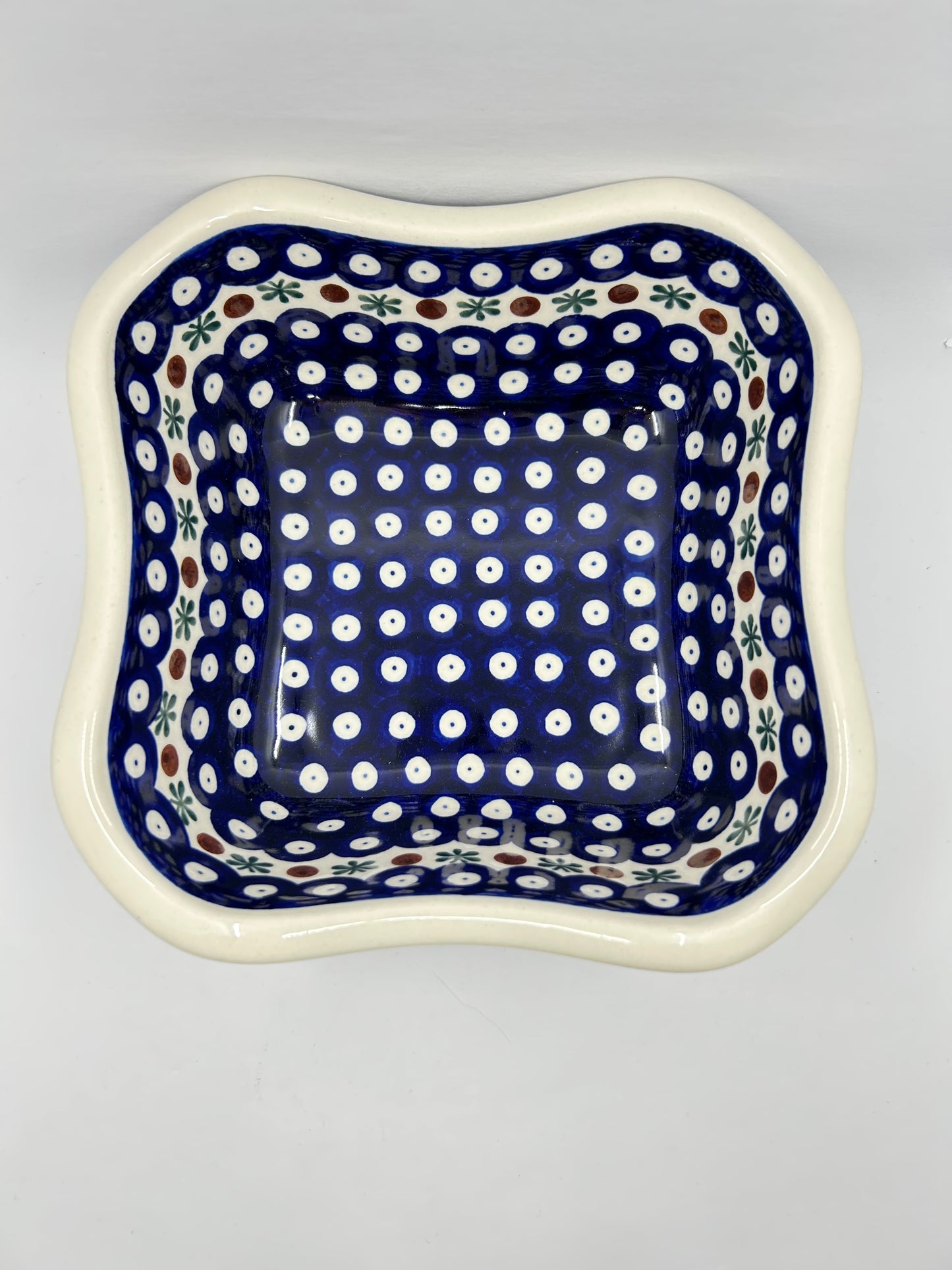 Salad Bowl ~ 7.75" W ~ 0070X - T3*