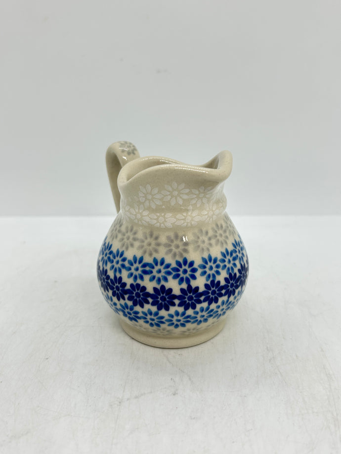Small Creamer - 038 - U1
