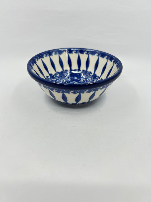 556 ~ Bowl ~ Nesting 5"W ~ 3309X ~ T4!