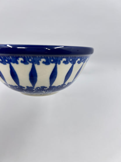 556 ~ Bowl ~ Nesting 5"W ~ 3309X ~ T4!