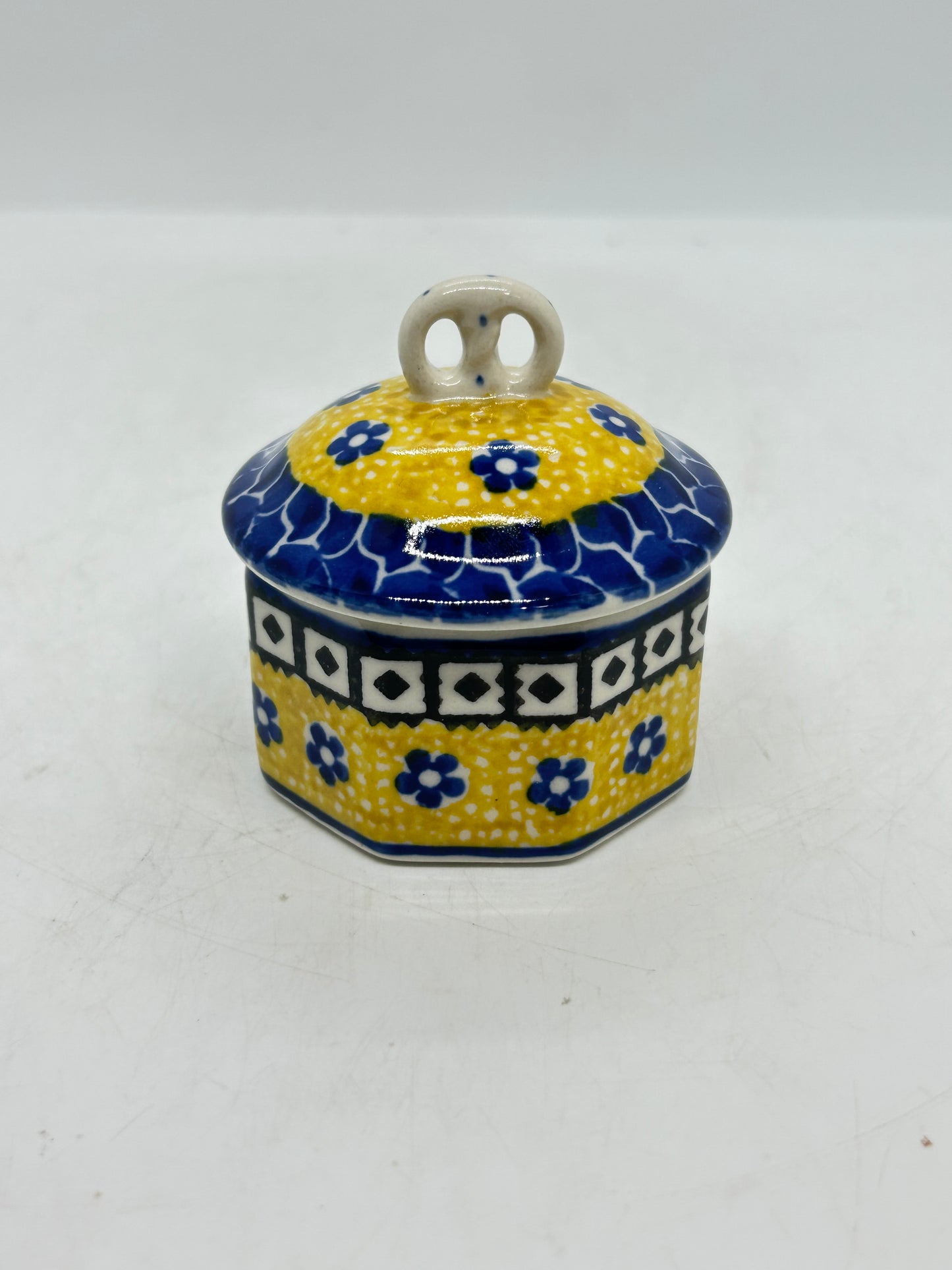 Ring ~ Trinket Box ~ 0859 - T3!