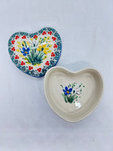 Load image into Gallery viewer, Heart Shaped Container ~ 4&quot; ~ U5131 - U4!