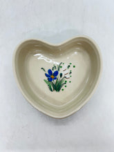 Load image into Gallery viewer, Heart Shaped Container ~ 4&quot; ~ U5131 - U4!