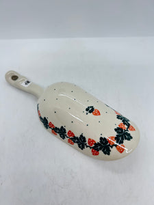 Scoop ~ 9 inch ~ 0840 - T3!