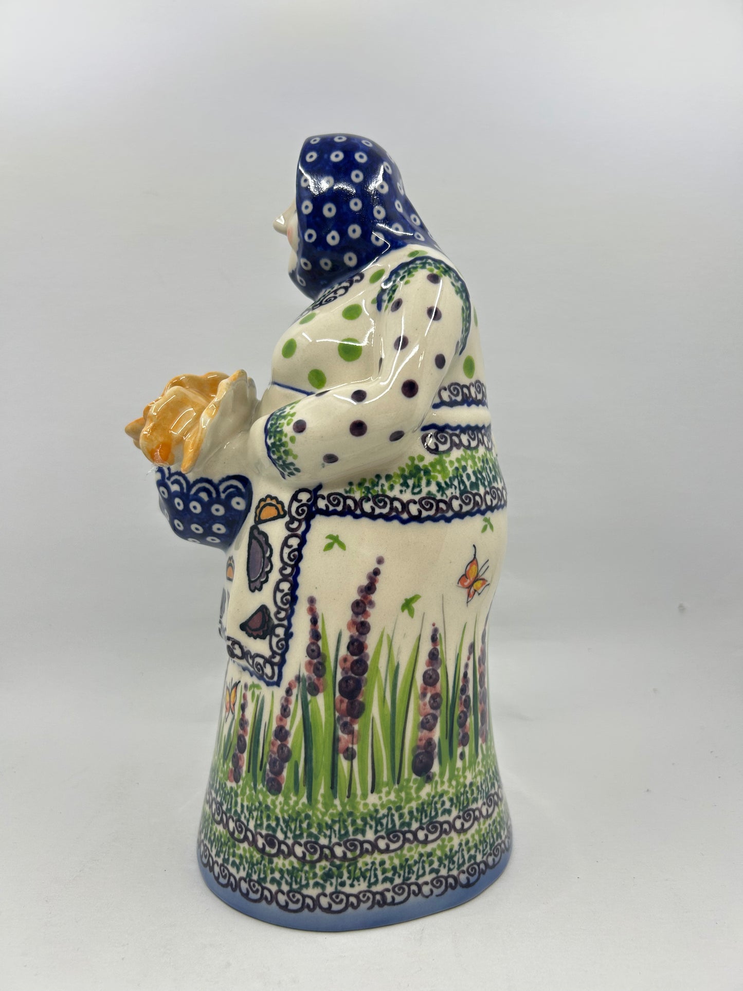 Babcia with Pierogi - Limited Edition U-LA1