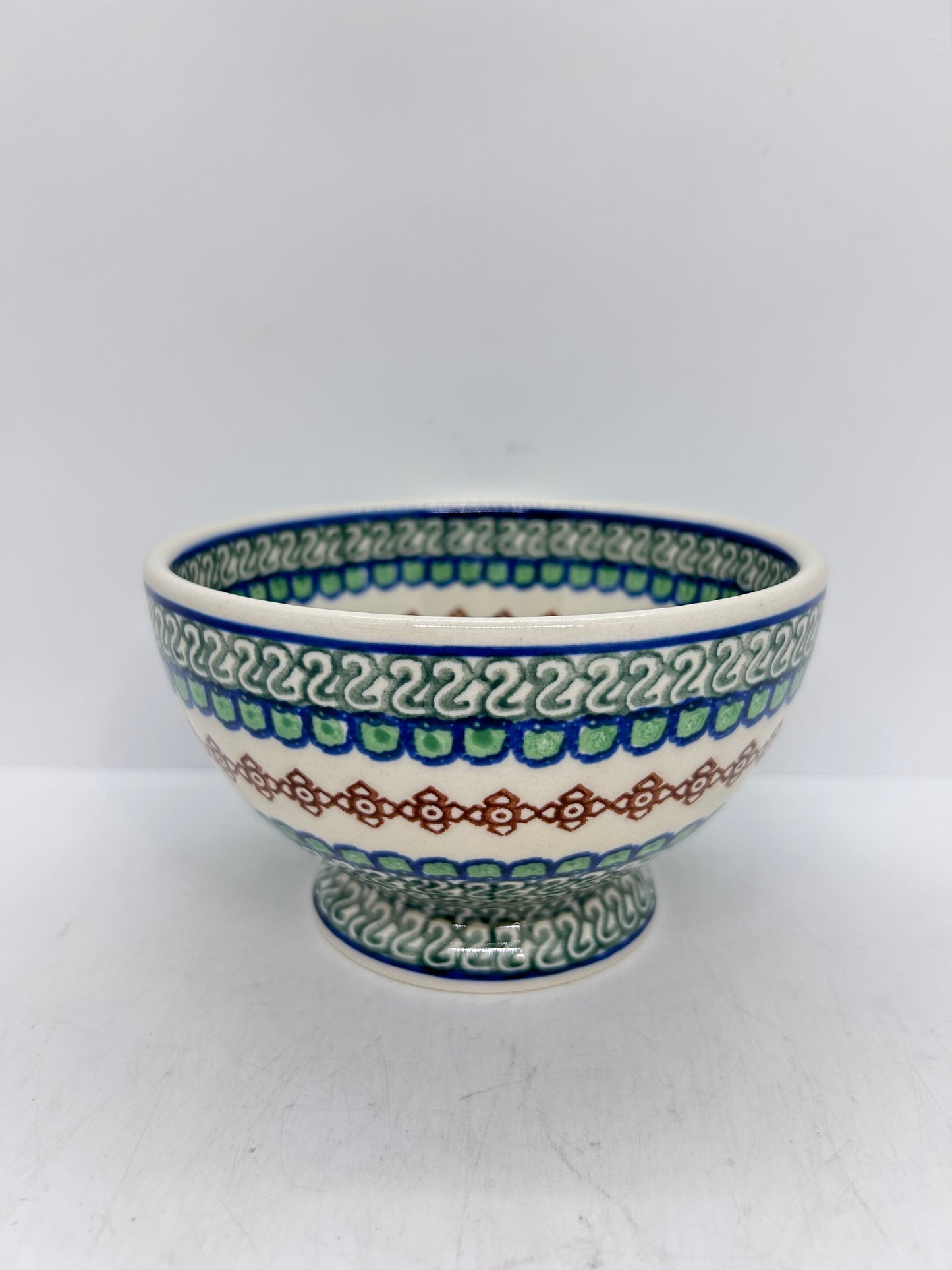 5.25 in. Bowl w/Pedestal - 0020A - T1!